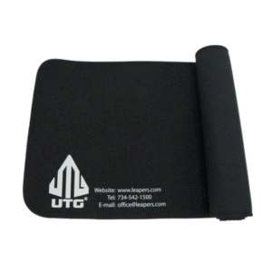 UTG 14,75_ x 52_ Universal-Schusswaffen-Reinigungsmatte, Schwarz 001